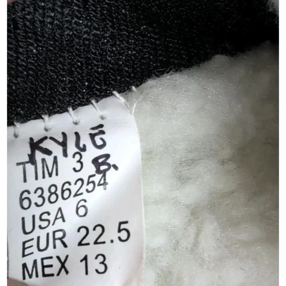 Outbrook Kids Snow Boots Size 6 Black Faux Fur Warm Pull On Winter Unisex